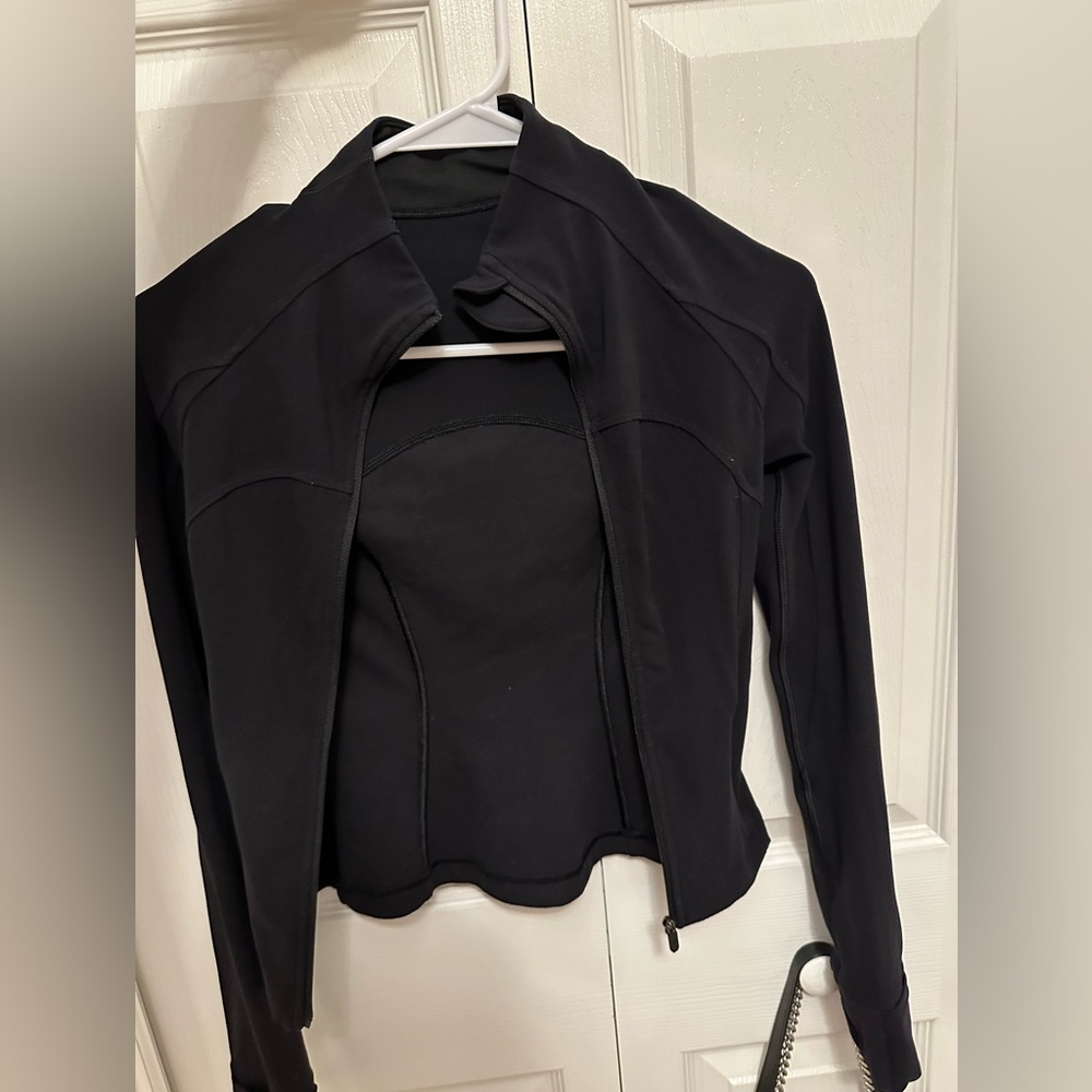Lululemon Define Cropped Jacket - image 3